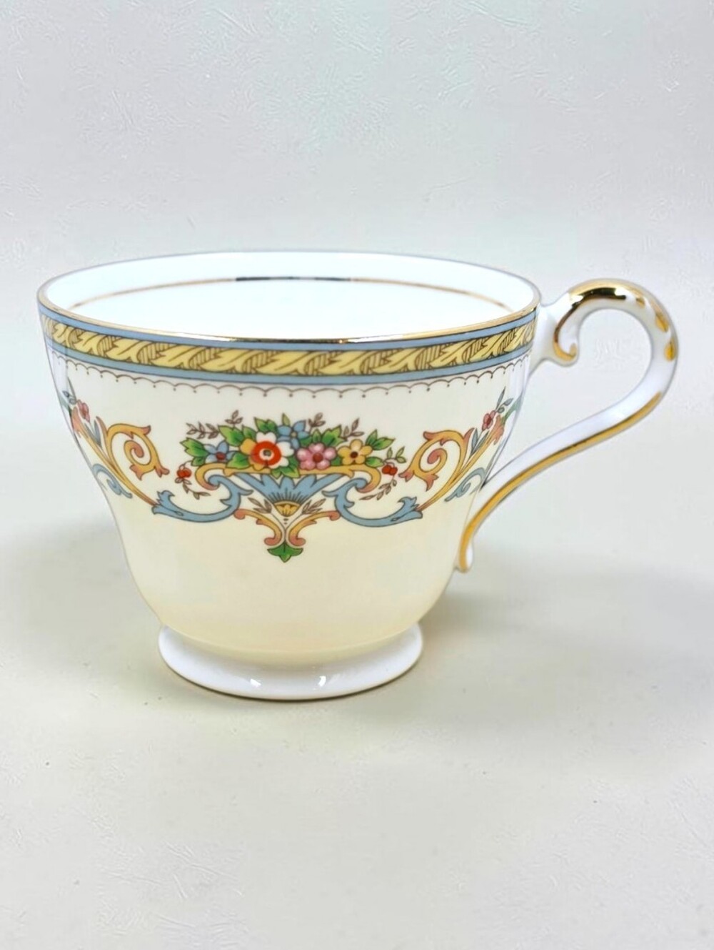 Aynsley Henley Pattern Teacup Blue Backstamp Made In England Bone China